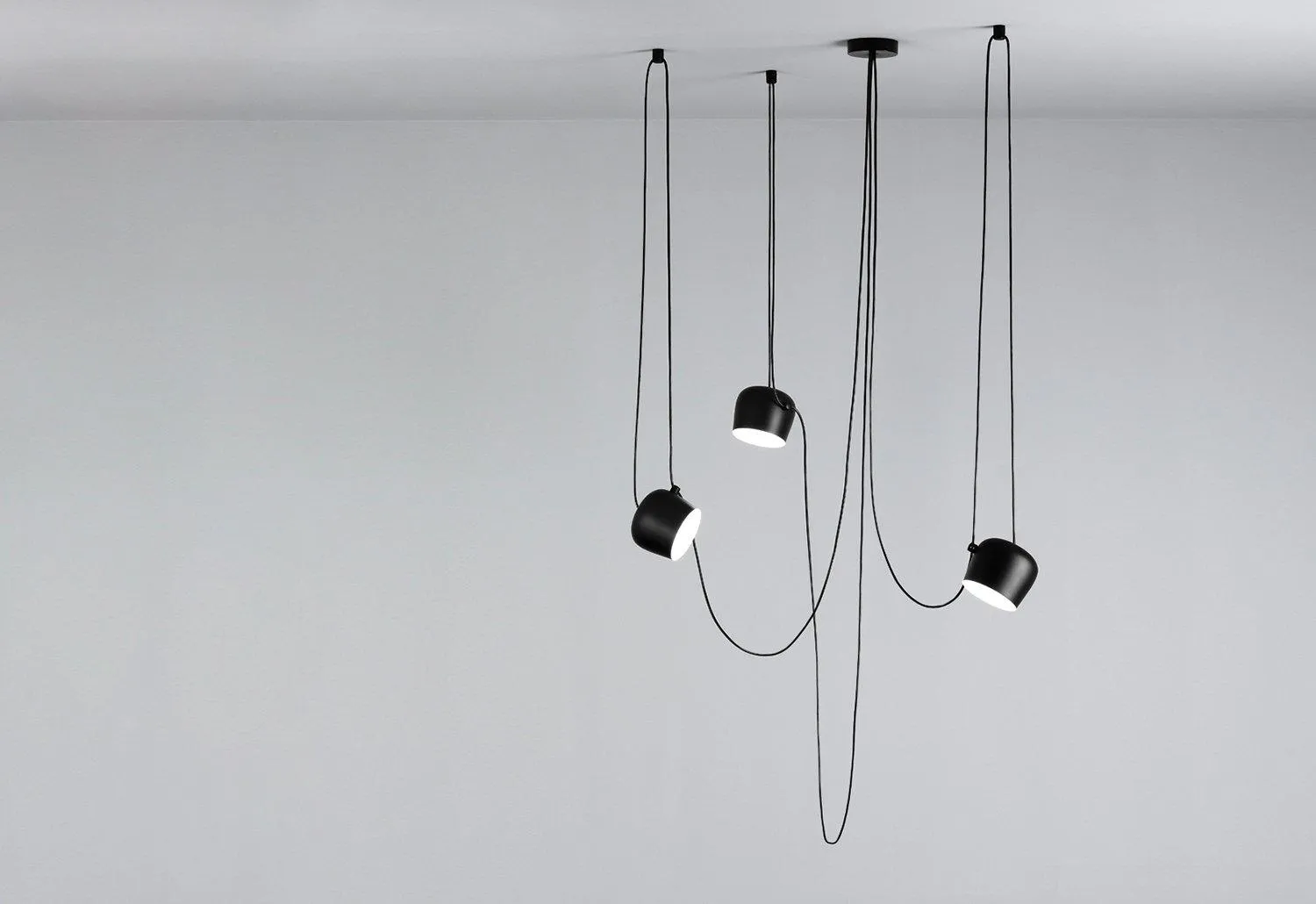 Aim Pendant