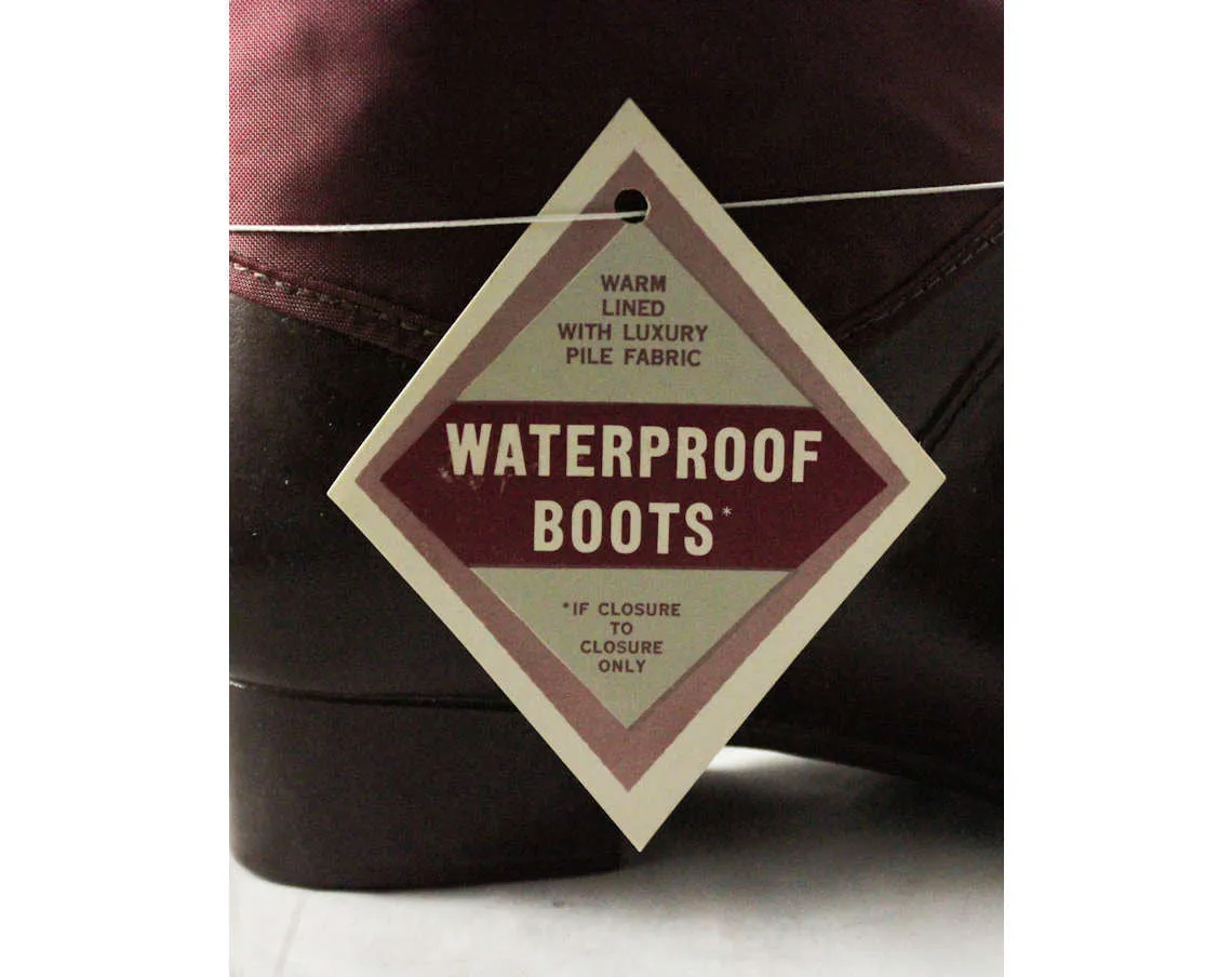 Size 9 Cranberry Boots - Unworn Maroon Waterproof Rubber & Canvas - Utilitarian 1960s Preppy Fleece Lined Boot - NOS 60s 70s Deadstock
